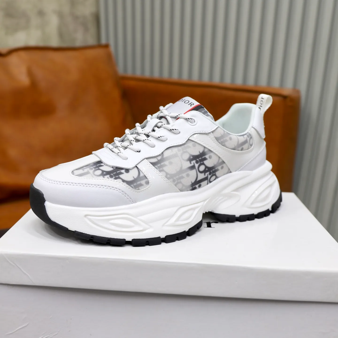 Ex-factory price: 462💰🙅‍♂️🙅‍♂️🙅‍♂️ Brand: Dior DIOR Standard code: 38-44 (45 customized) Grade: Same as the official website Material: Original material splicing Comfortable and breathable lining Lightweight and wear-resistant sports outsole Style category: Men's fashionable casual shoes Running sneakers Distinguished luxury brand elements Top luxury Color: actual picture color